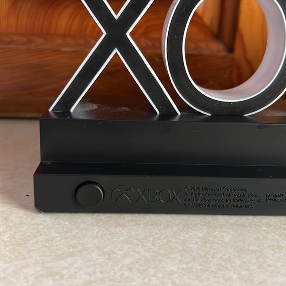 Paladone X Box Night Light - Picture 10 of 17